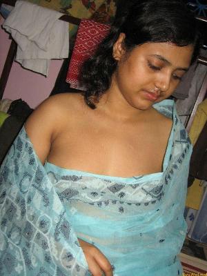 Abitha Aunty_88.jpg